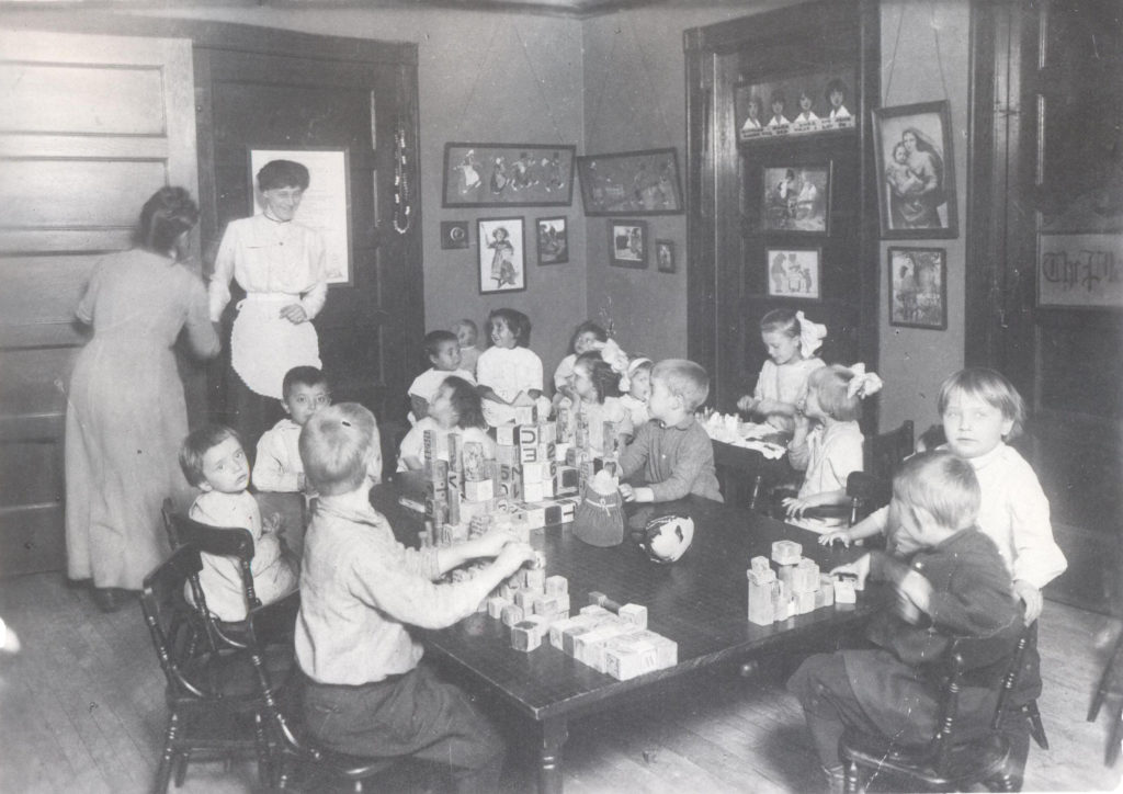 1920