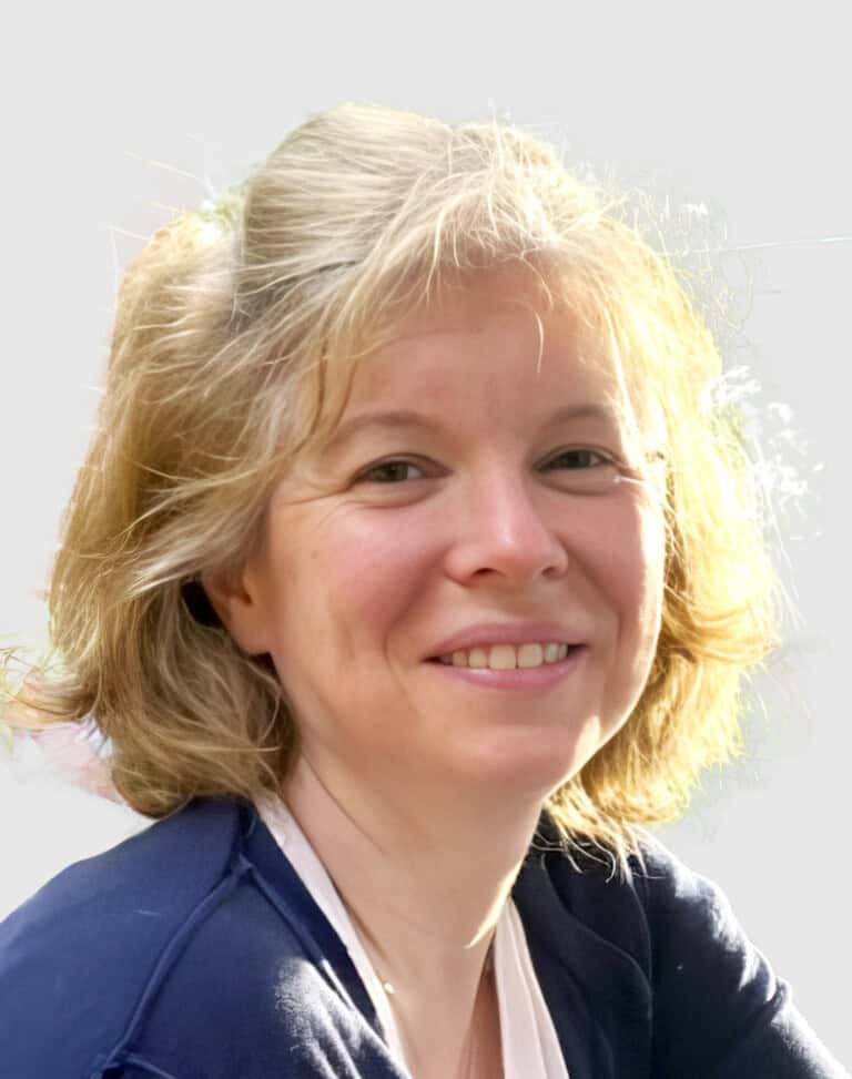 Beth Seaman Headshot